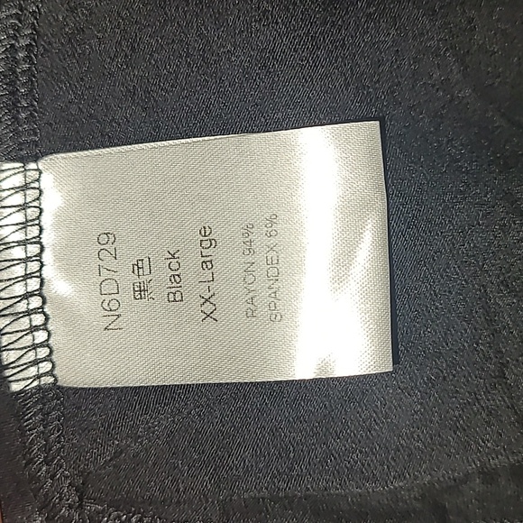 Black dress(NO fade) - Picture 5 of 5